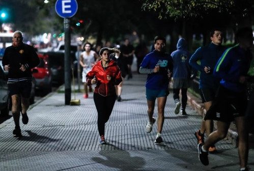 El ejercicio intenso podría ayudar a desacelerar el crecimiento de la enfermedad de Parkinson