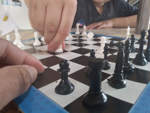 Pidió un ajedrez para su hijo en La Plata