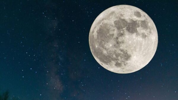 El Observatorio abre sus puertas para disfrutar de una manera única la "superluna azul"