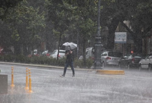 Alerta “Amarillo” por fuertes tormentas en La Plata para la noche del miércoles y la madrugada del jueves