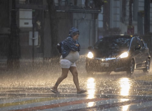 Rige el nivel de alerta amarillo en La Plata por tormentas y fuertes ráfagas de viento