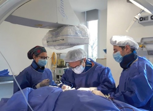 Por primera vez un hospital público bonaerense empleó la técnica que permite ver las arterias por dentro