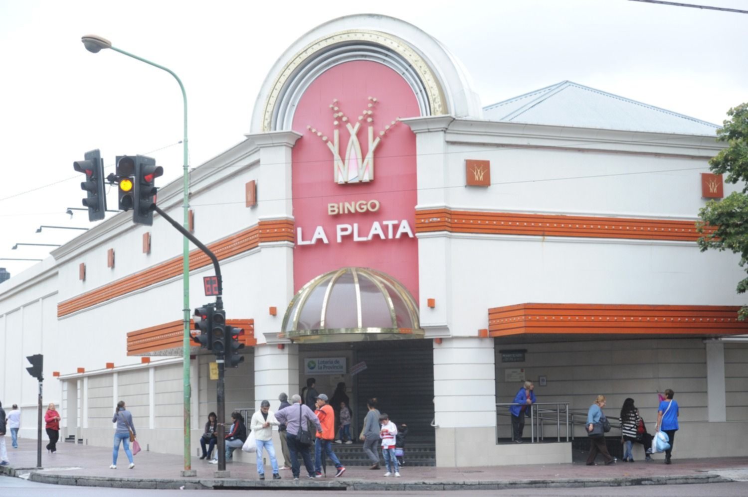 Incidentes con dos "trapitos" en la puerta del Bingo de La Plata