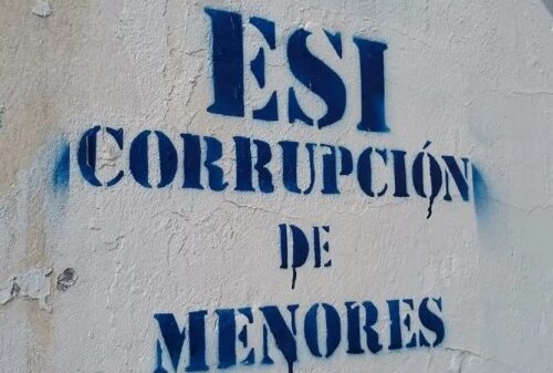 El INADI repudió la vandalización de las escuelas de La Plata con mensajes en contra de la ESI