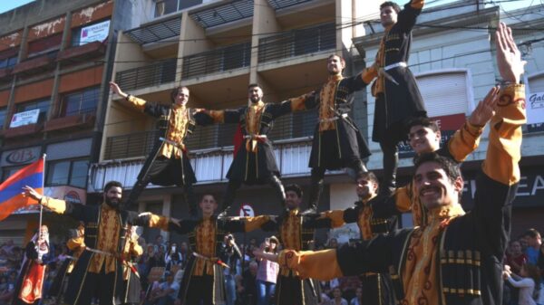 Arranca la tradicional Fiesta Provincial del Inmigrante en Berisso