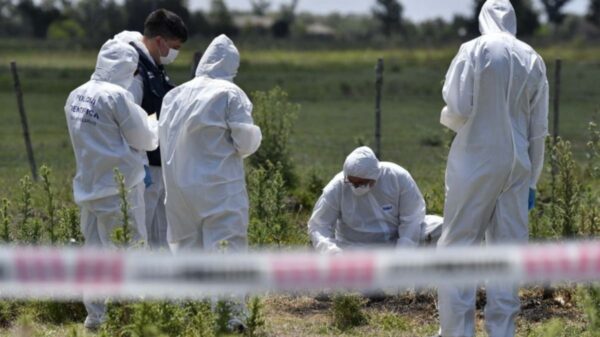 Encontraron muerto a un joven policía en un arroyo de La Plata e investigan qué pasó