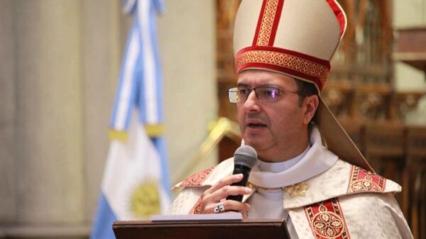 Expectativa por la primera misa del nuevo arzobispo de La Plata en la Catedral