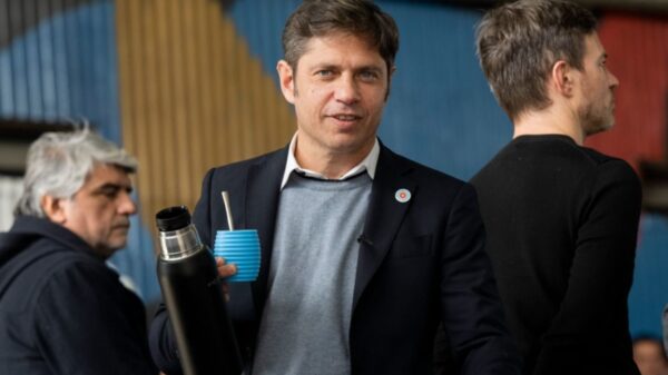 Kicillof y su frase para los maestros: "Trabajamos para seguir garantizando los derechos"