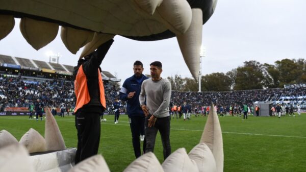 Hubo silencio de la dirigencia y Gimnasia informó la salida de Chirola por redes sociales