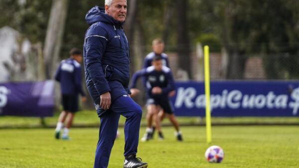 Madelón mete mano en Gimnasia: ¿quiénes son los ausentes para enfrentar a Vélez?