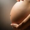 Autorizan una vacuna para personas gestantes contra el virus sincicial respiratorio