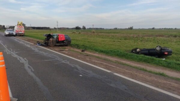 Mueren dos hombres en un brutal choque frontal en plena ruta