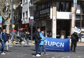 Los municipales de UPCN vuelven a parar en La Plata: exigen la reapertura de paritarias