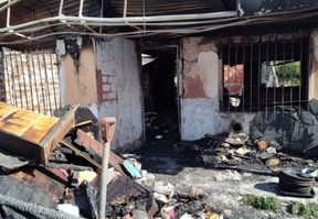 Una familia lo perdió todo tras un voraz incendio y pide ayuda para recuperarse