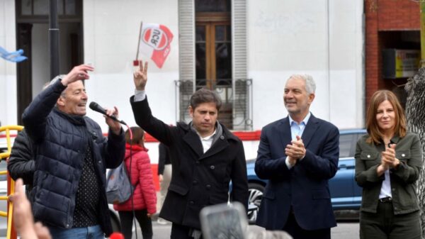 Kicillof inauguró el Ateneo Raúl Alfonsín y aumentó la bronca del radicalismo platense