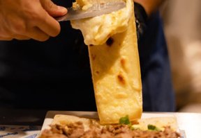 El restaurante suizo más conocido de Argentina abrirá en La Plata: llega Je Suis Raclette