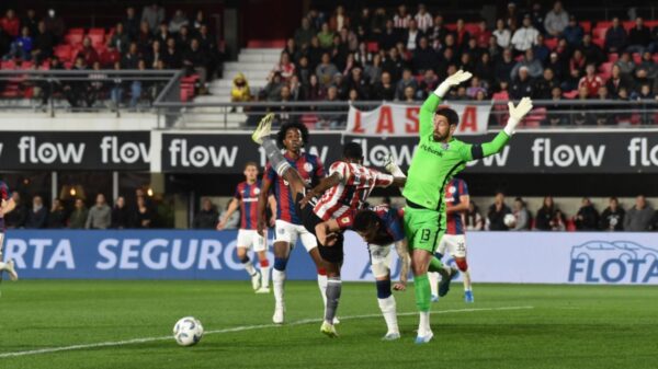 Estudiantes empató 0 a 0 con San Lorenzo y sigue sin poder ganar en el campeonato