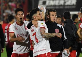 Estudiantes logró un gran triunfo ante Newell's por 1 a 0