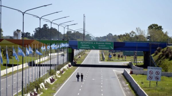 Cierran la subida de la Autopista La Plata-Buenos Aires