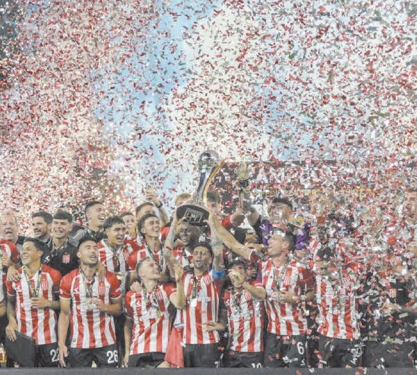 Estudiantes Campeón